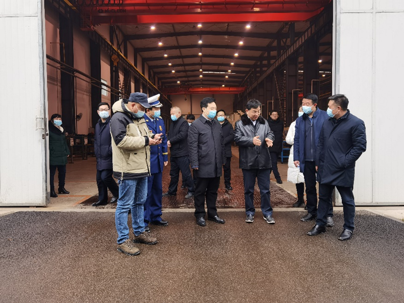 宜昌市副市長汪元程帶隊檢查公司元旦、春節(jié)前安全生產(chǎn)工作